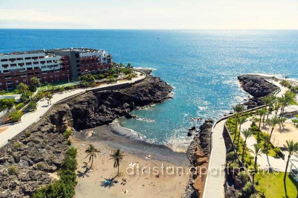 Skyline View Apartment - Free Private Parking Including & Guest Bonus Costa Adeje  Bagian luar foto