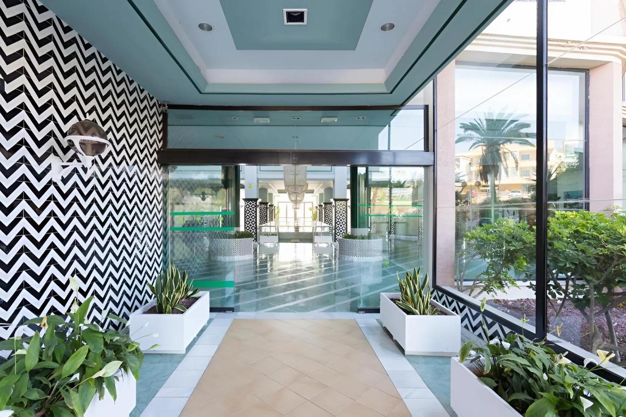 Skyline View Apartment - Free Private Parking Including & Guest Bonus Costa Adeje  Bagian luar foto